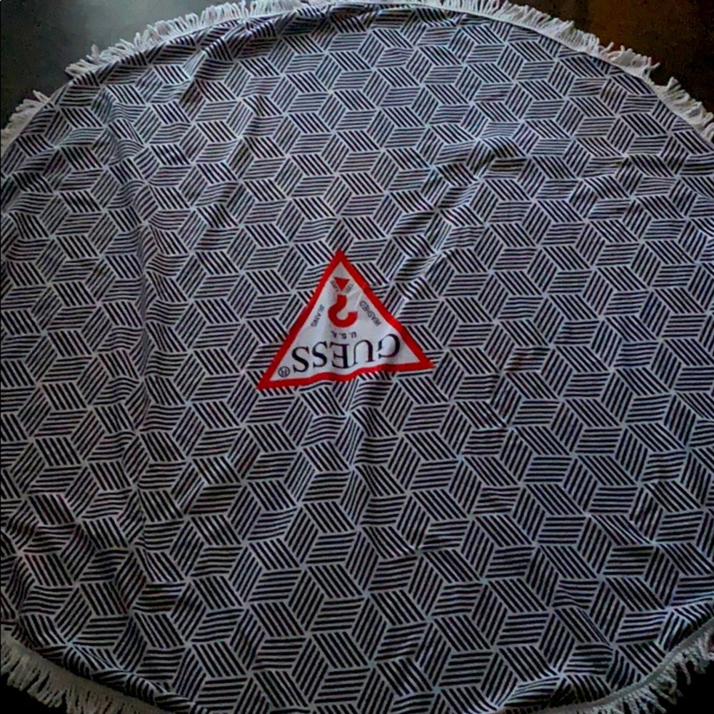 REAL RARE GUESS BLANKET! LIKE NEW